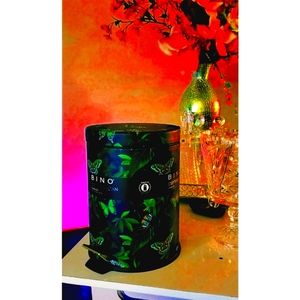 Bino Butterfly Quiet Step Trash Can